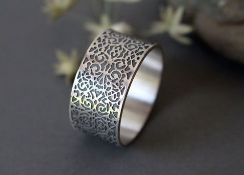 Gentleman, bague dandy baroque en argent