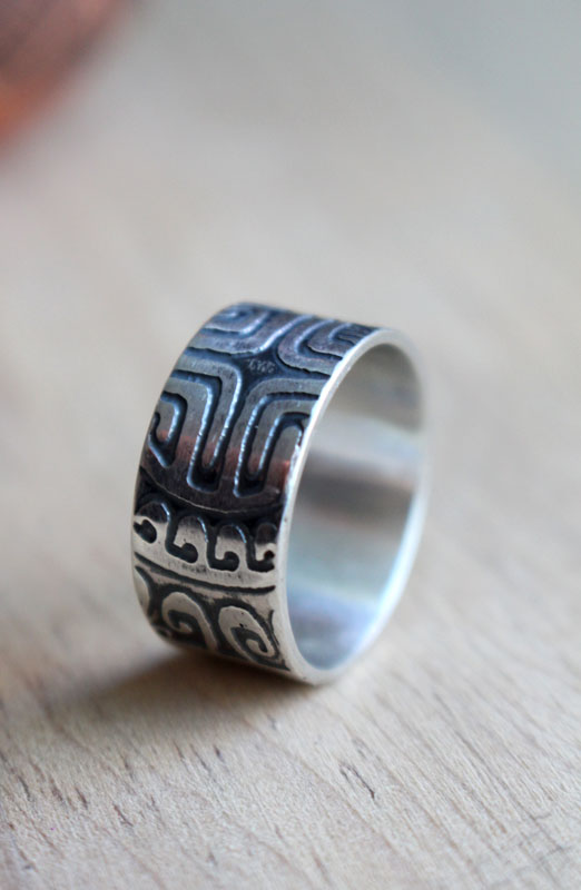 Grande marquisienne, bague polynésienne en argent