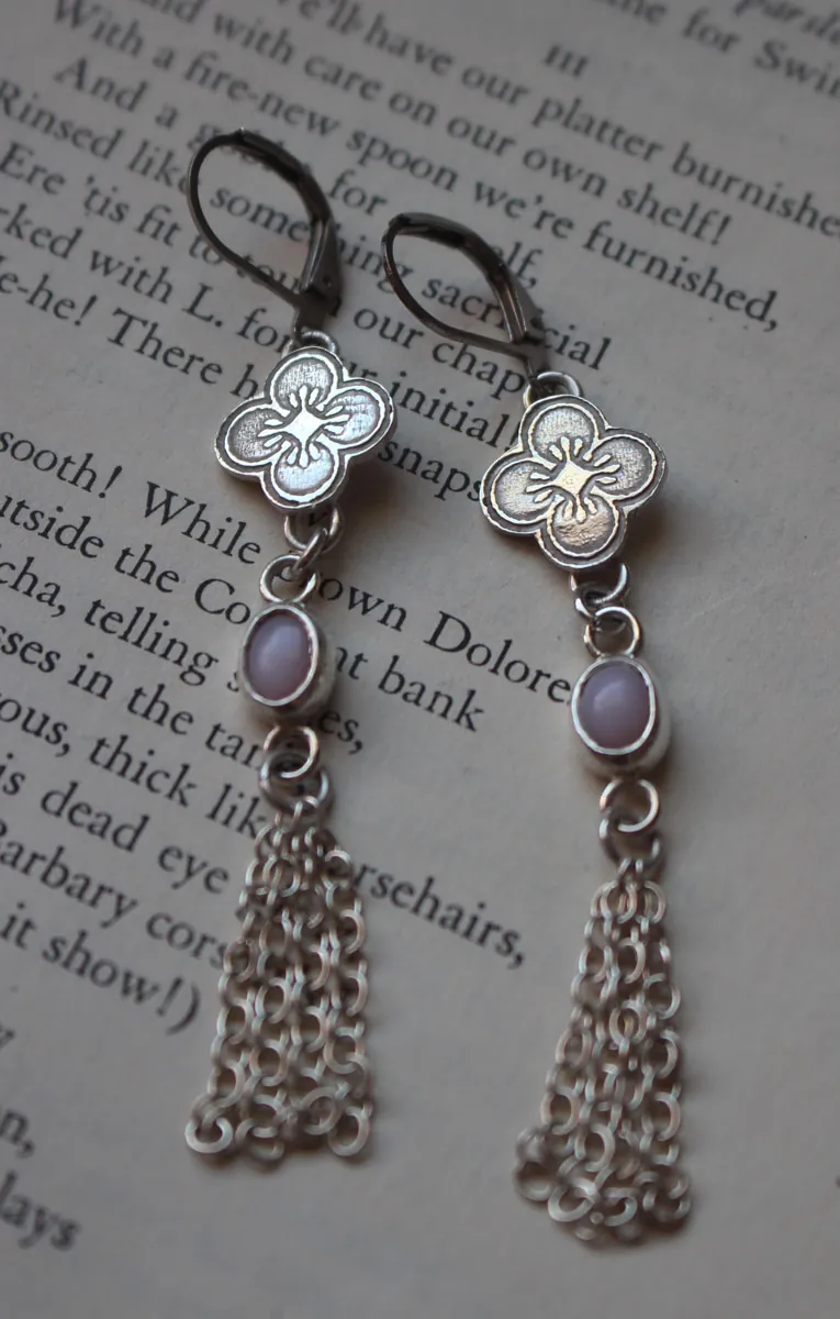Hanami, boucles d’oreilles fleurs de cerisier en argent et opale rose