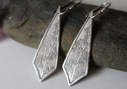 Haruna, boucles d’oreilles branches de cerisier japonais en argent