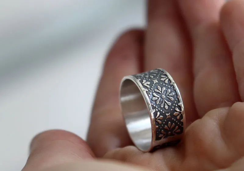 Helorian, bague fleur médiévale en argent