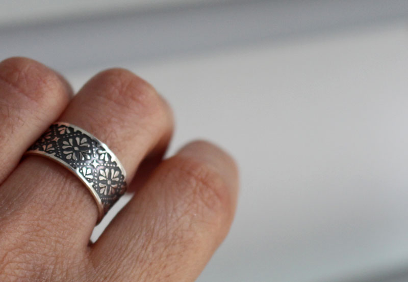 Helorian, bague fleur médiévale en argent