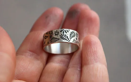 Herbier de feuilles des bois, bague empreinte de la nature en argent