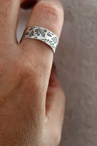Herbier de feuilles des bois, bague empreinte de la nature en argent