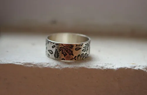 Herbier de feuilles des bois, bague empreinte de la nature en argent