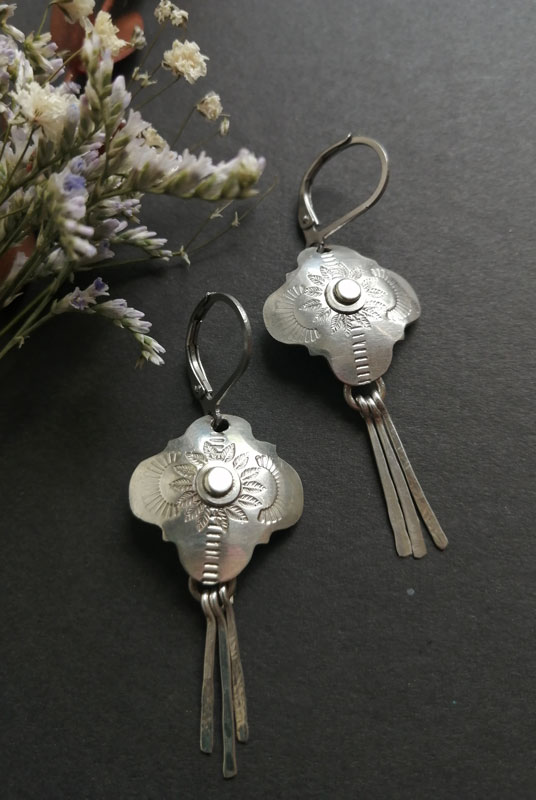 Halo, boucles d’oreilles étoile baroque en argent