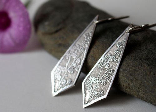 Haruna, boucles d’oreilles branches fleuries japonaises en argent