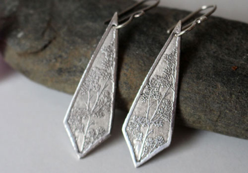 Haruna, boucles d’oreilles branches fleuries japonaises en argent