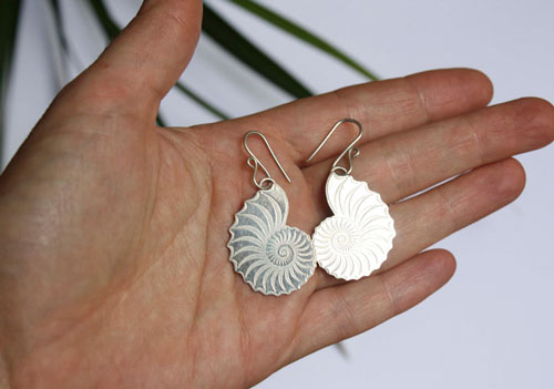 Hélix, boucles d’oreilles escargot nautilus en argent