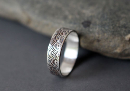 Hitomi petite, bague vagues japonaises en argent