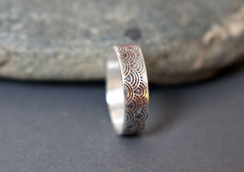 Hitomi petite, bague vagues japonaises en argent