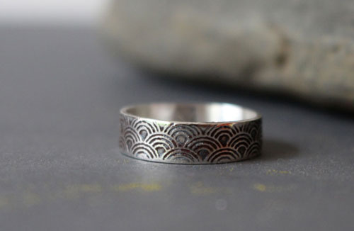 Hitomi petite, bague vagues japonaises en argent