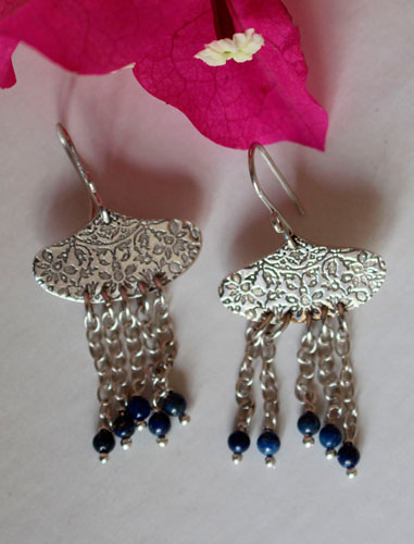 Huyana, boucles d’oreilles pluie amérindienne en argent et lapis-lazuli