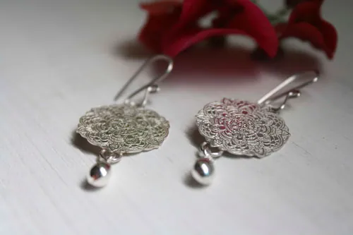 Ishaia, boucles d’oreilles mandala en argent