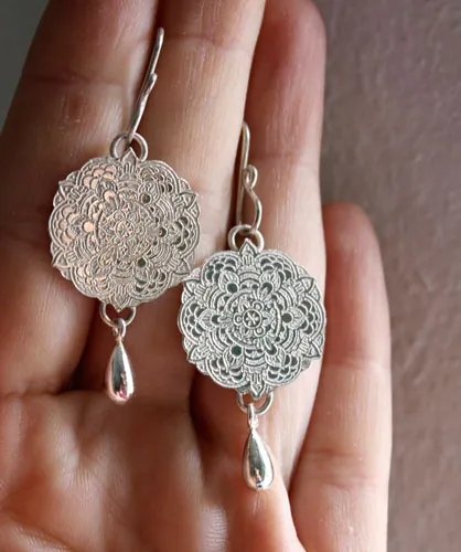 Ishaia, boucles d’oreilles mandala en argent