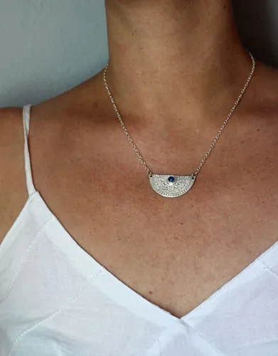 Jardin de l’heure bleue, collier crépuscule en argent et saphir bleu