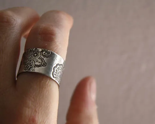 Jasmin d’hiver, bague fleur indienne cachemire en argent