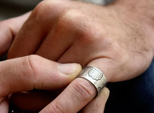 Jasmin d’hiver, bague fleur indienne cachemire en argent