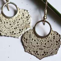 Jessamine, boucles d’oreilles fleur orientale en argent