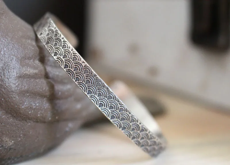 Kaito, bracelet seigaiha, vagues japonaises en argent