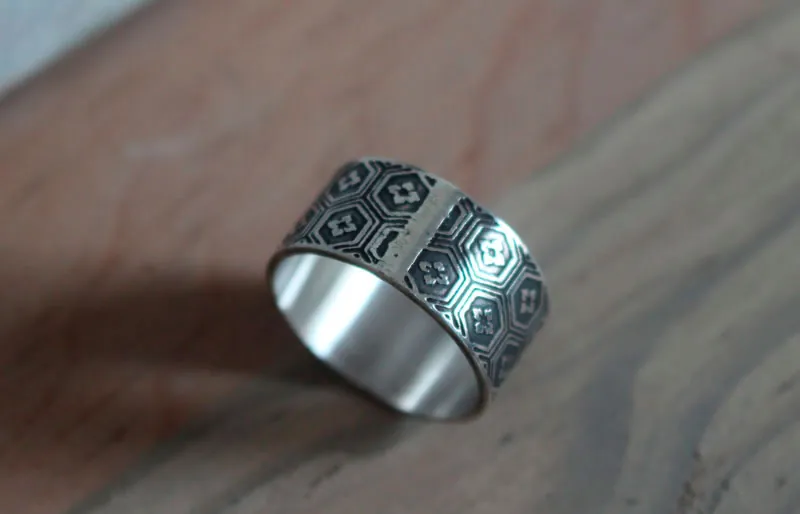 Kikko, bague écailles de tortue japonaise en argent