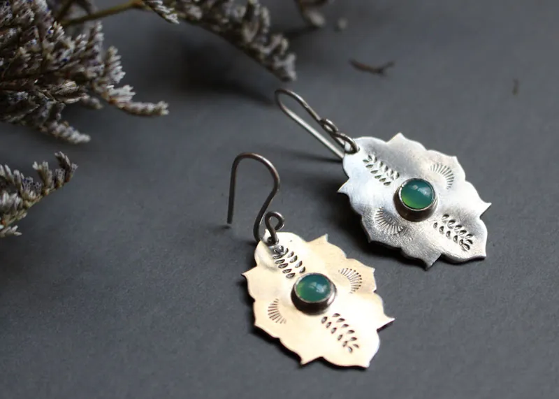 Kirakee, boucles d’oreilles architecture orientale mauresque en argent et chrysoprase
