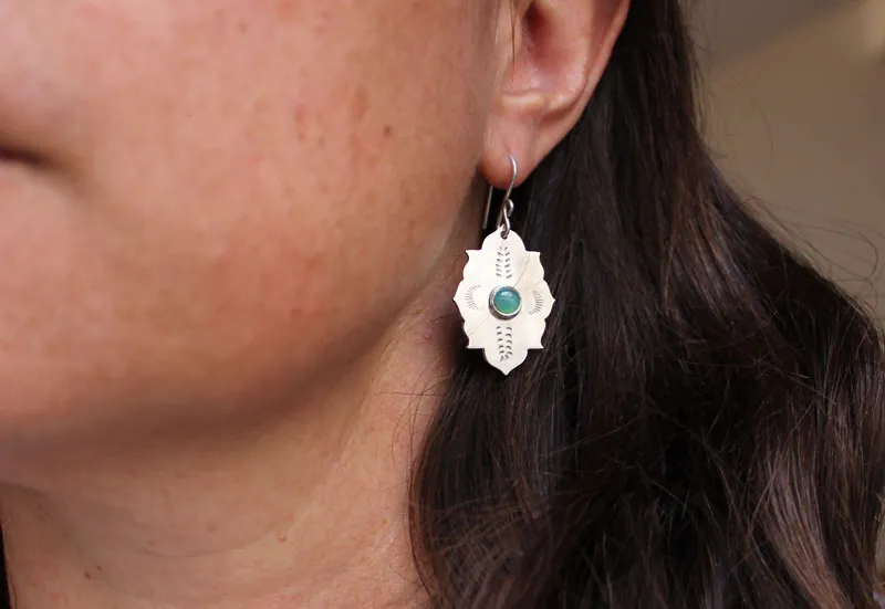 Kirakee, boucles d’oreilles architecture orientale mauresque en argent et chrysoprase