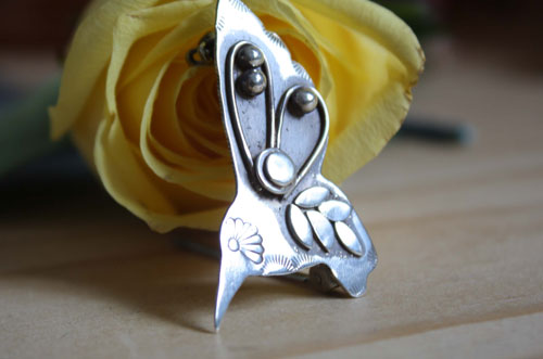 Kolibri, broche oiseau colibri stylisé en argent