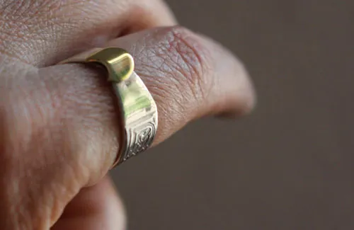 L’anneau de la druidesse, bague lune celtique en argent et laiton