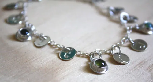L’arbre de Jessé, bracelet souvenir de famille en argent améthyste, opale et péridot