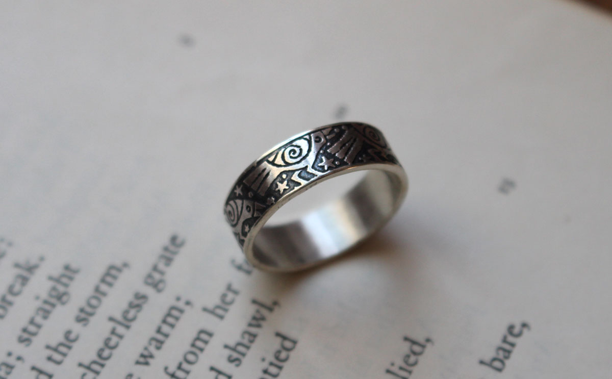 La danse des corbeaux, bague oiseau de légende en argent