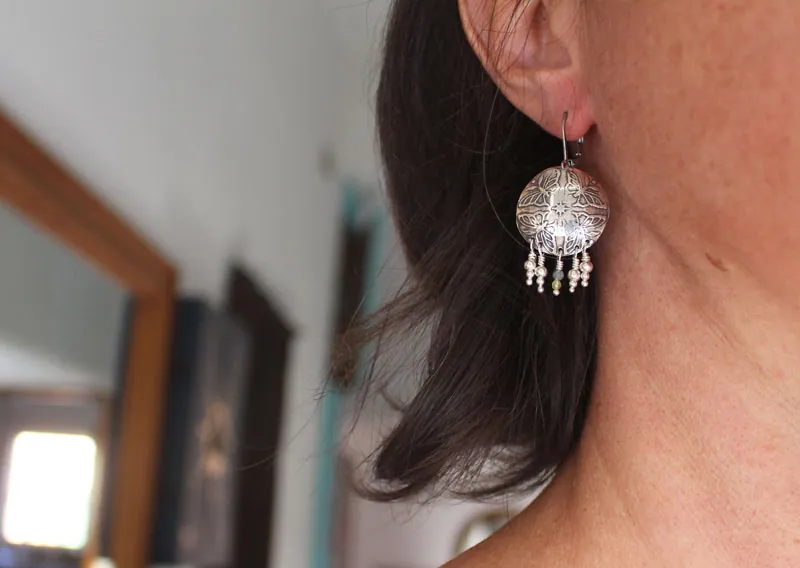 La danse des papillons, boucles d’oreilles énergie du printemps en argent, agate verte et apatite