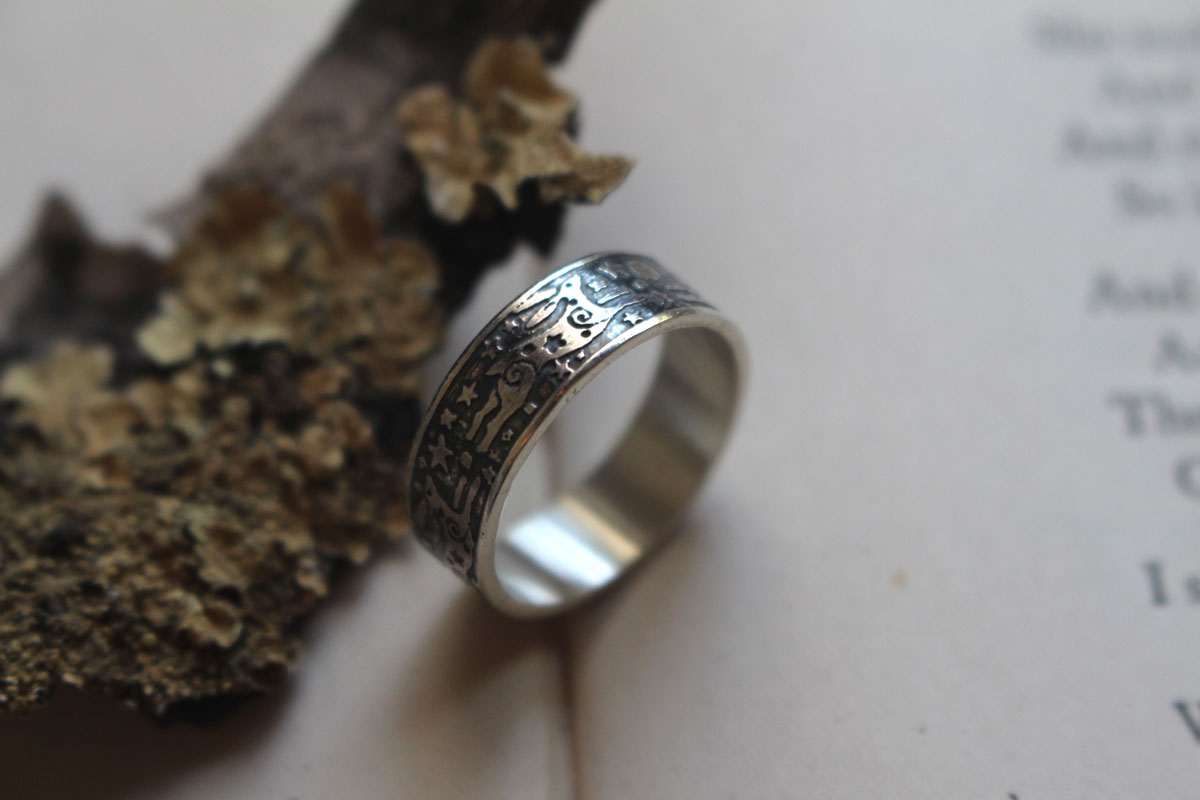 La farandole des lièvres, bague lapin du ciel nocturne en argent