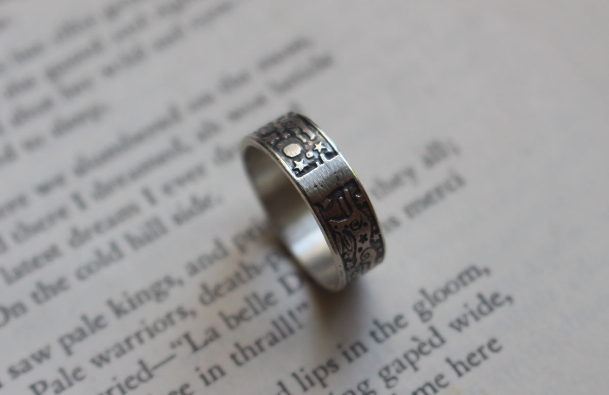 La farandole des lièvres, bague lapin du ciel nocturne en argent