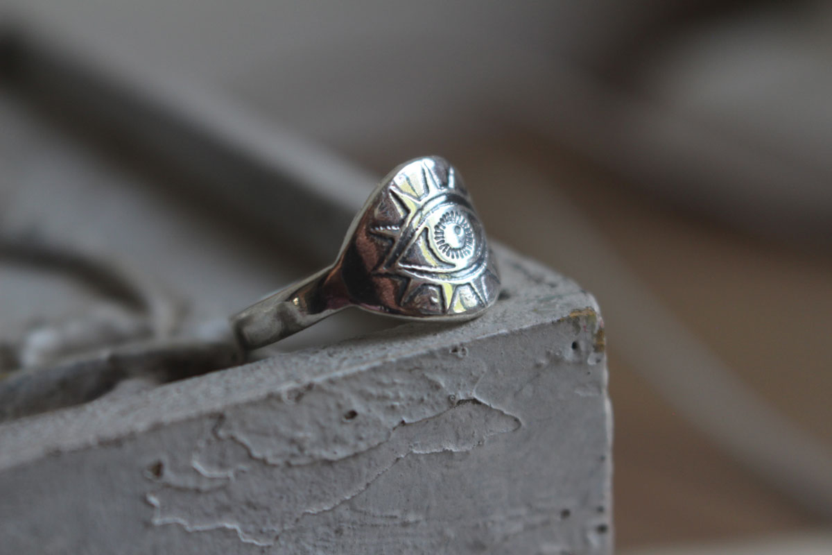 La lampe de l’œil, bague lumière en argent