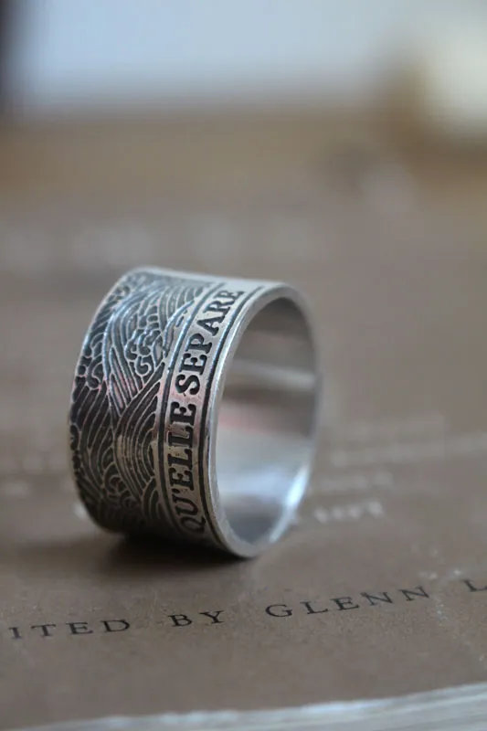 La mer joint les régions qu’elle sépare, bague citation en argent