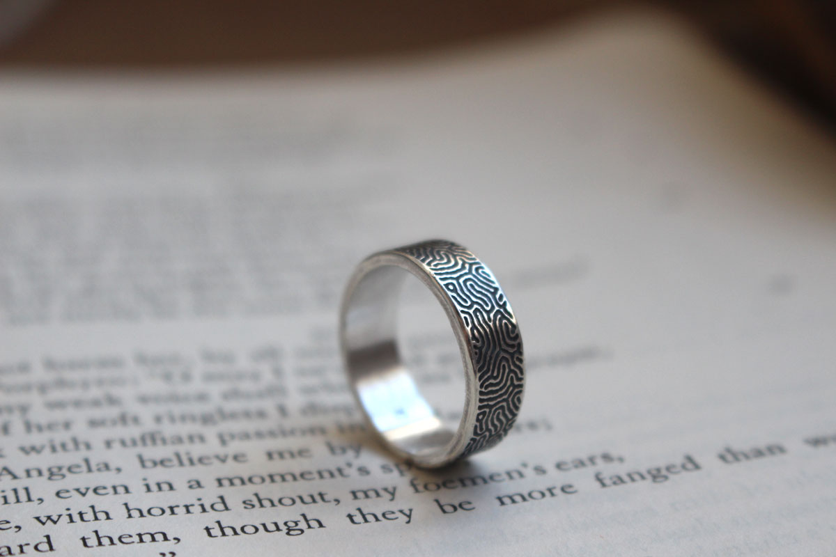 Labyrinthe, bague dédale en argent