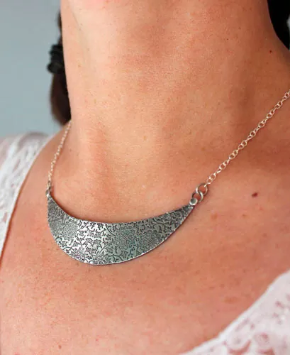 Le jardin sur la lune, collier plastron floral en argent