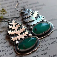 Le réveil de la terre, boucles d’oreilles fougère celtique en argent et chrysoprase