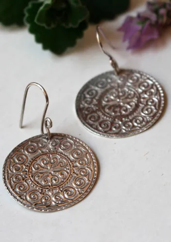 Leoda, boucles d’oreilles bouclier viking en argent