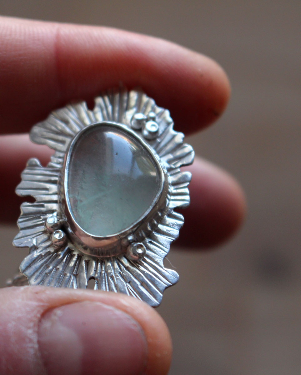 Lichen fluorite, collier symbiote en argent et fluorite
