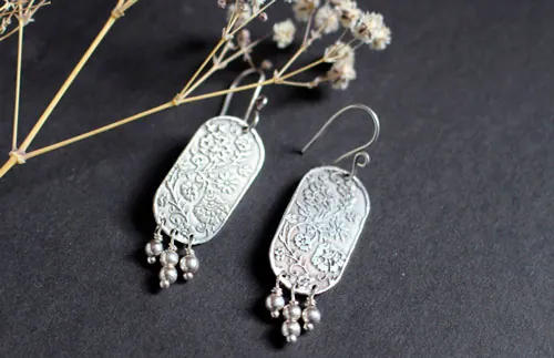 Lina, boucles d’oreilles fleurs asiatiques en argent