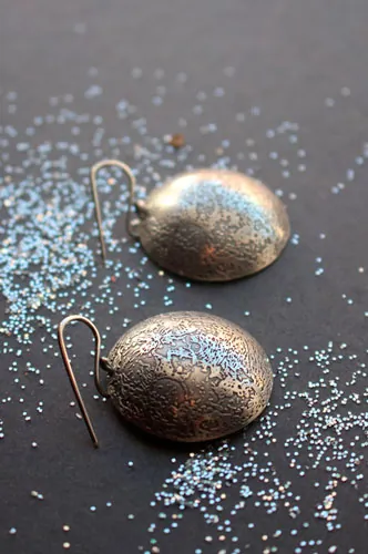 Lune bleue, boucles d’oreilles pleine lune en argent