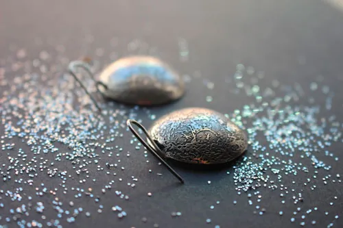 Lune bleue, boucles d’oreilles pleine lune en argent