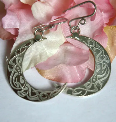 Lune celtique, boucles d’oreilles astre nocturne celte en argent