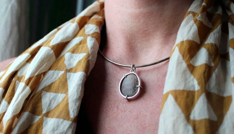 Lyobaa, pendentif romance à Oaxaca en argent et céramique