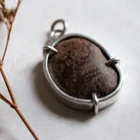 Lyobaa, pendentif romance à Oaxaca en argent et céramique