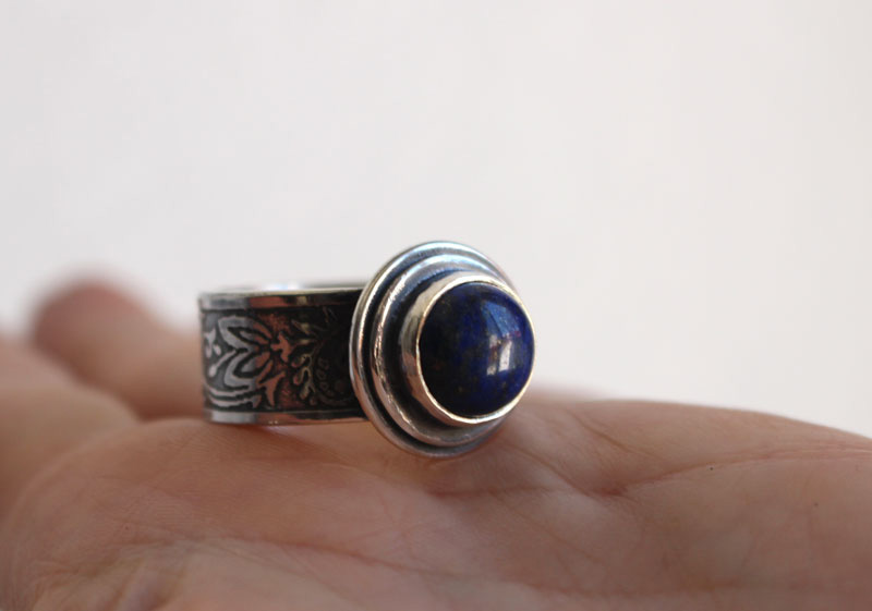 L’âme du poète, bague végétale en argent et lapis-lazuli