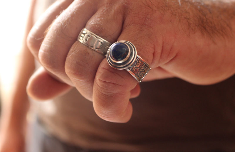 L’âme du poète, bague végétale en argent et lapis-lazuli