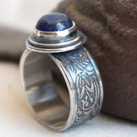 L’âme du poète, bague végétale en argent et lapis-lazuli